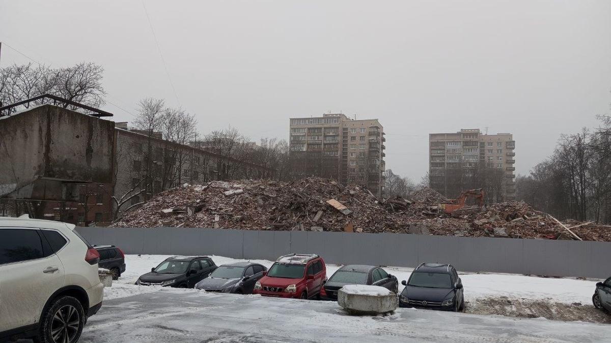 Руины ВНИИБ 19 января. Фото: MR7