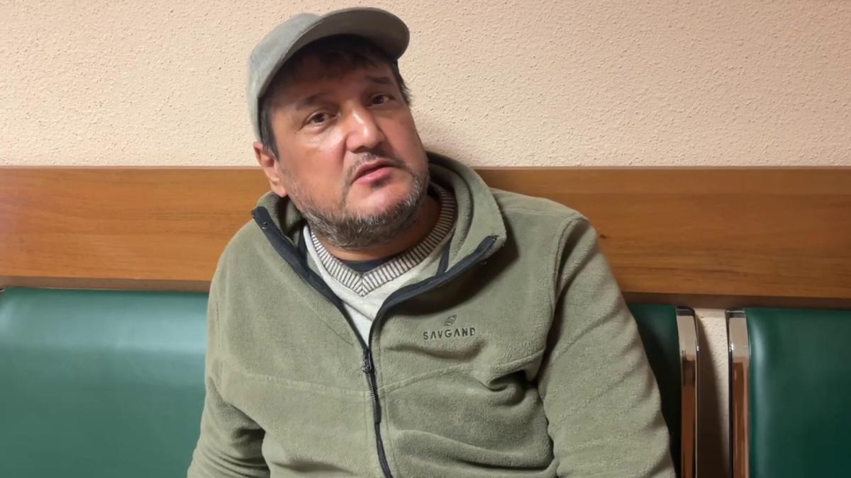 «Сняли за пять минут до взлёта»: защитникам удалось отложить депортацию мигранта с диабетом