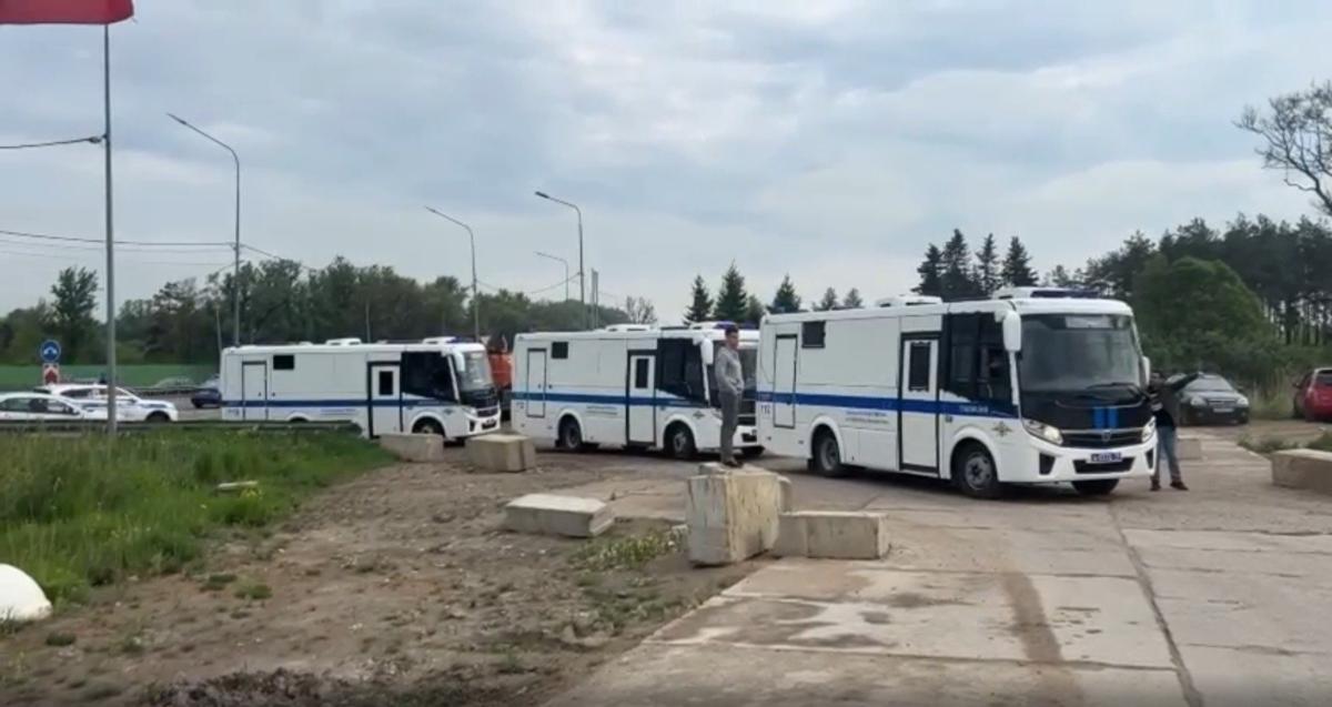 Скриншот видео: ГУ МВД по Петербургу и Ленобласти