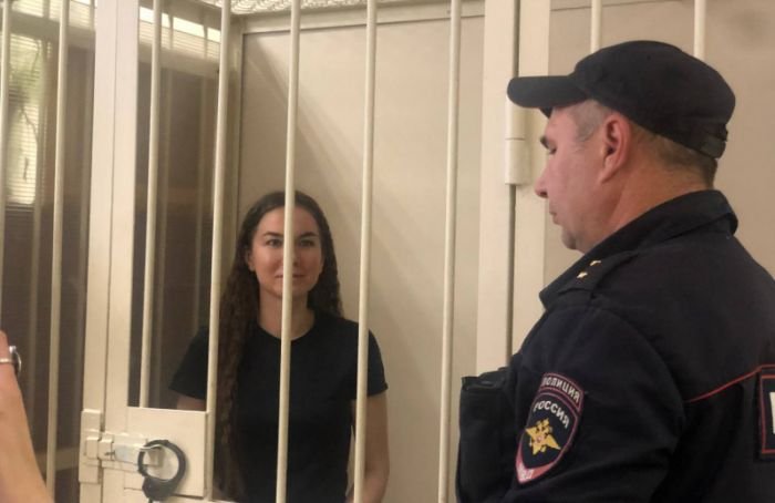 Вике Петровой продлили меру пресечения: она останется в СИЗО до 30 июля