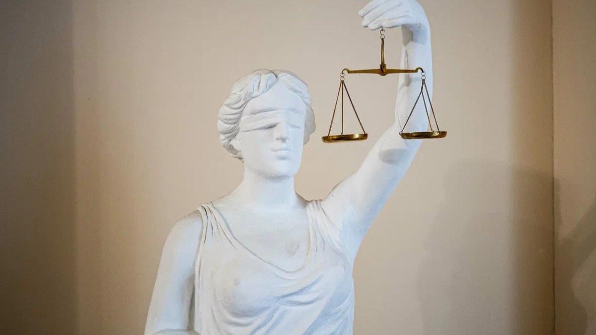 В Петербурге водителя оштрафовали на 200 тысяч рублей за повторную езду в нетрезвом виде