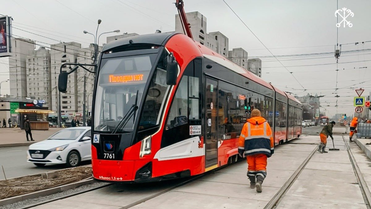 Ремонт трамвайных путей в Выборгском районе Петербурга завершили раньше срока