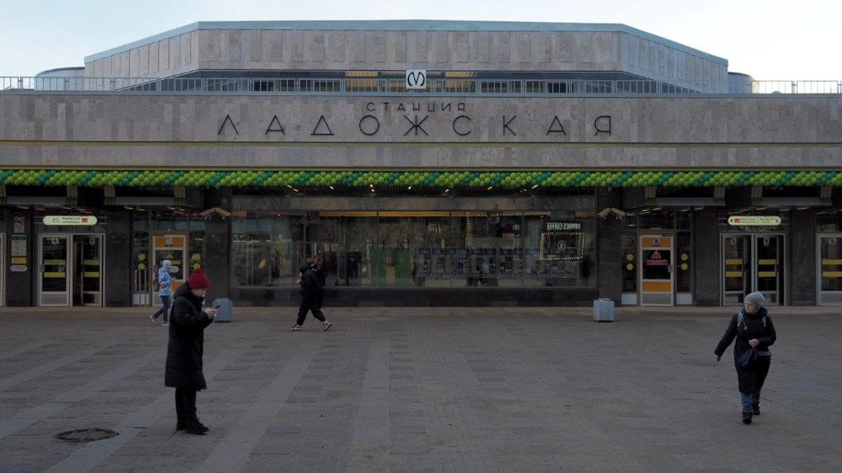 Поезд архангельск санкт петербург расписание с остановками