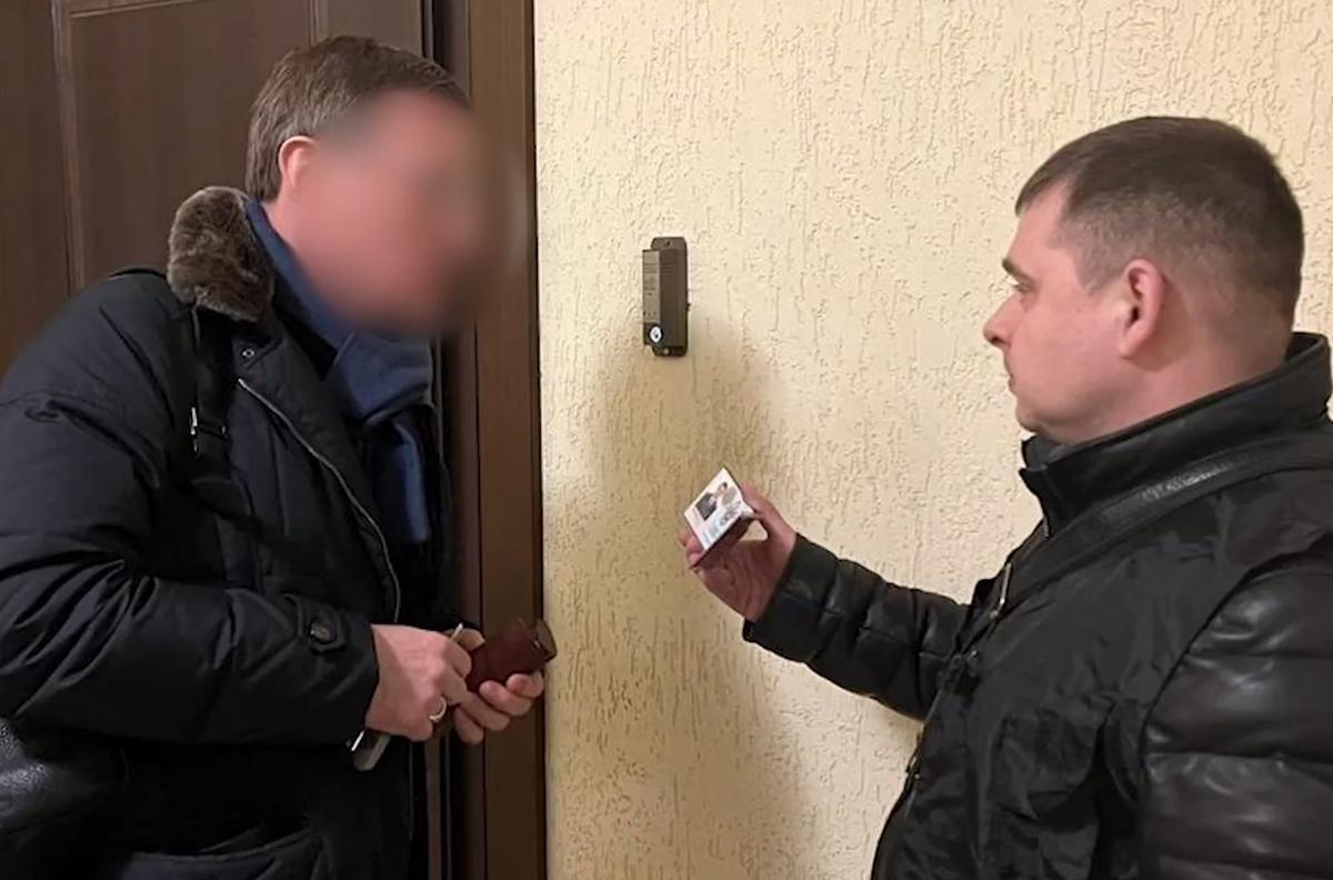 Задержание Михаила Москвина. Фото: пресс-служба СУ СК России по Ленобласти