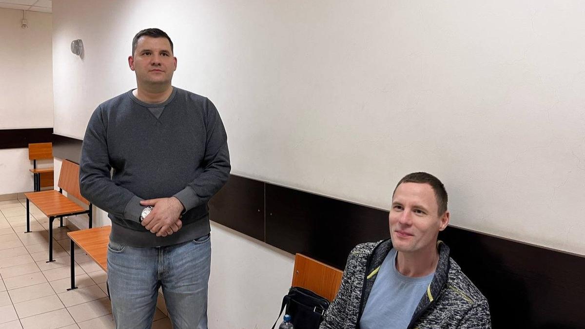Александр Виноградов (слева) и Никита Сорокин (справа) в суде. Фото: Любовь Смирнова / МР7