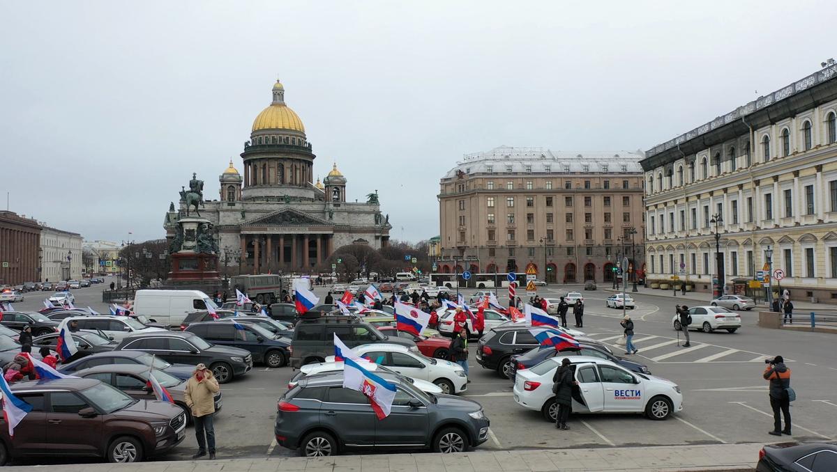 Автопробег 18 марта 2023 года. Фото: пресс-служба движения «Молодая Гвардия»