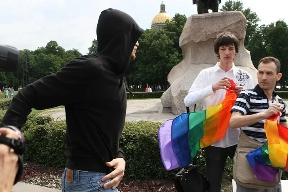  Sergei-Chernov_Gay-Pride_04.jpg