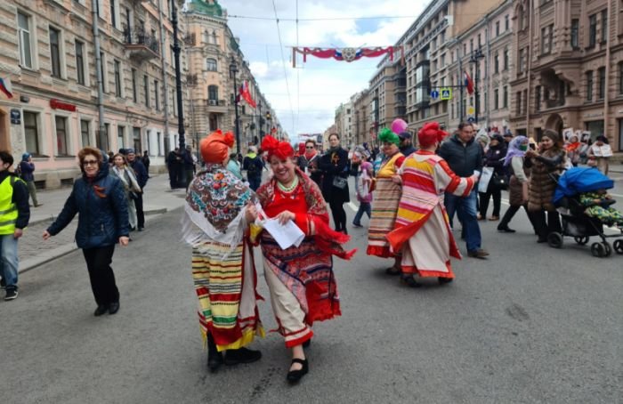 Как в районах Петербурга отмечают День Победы