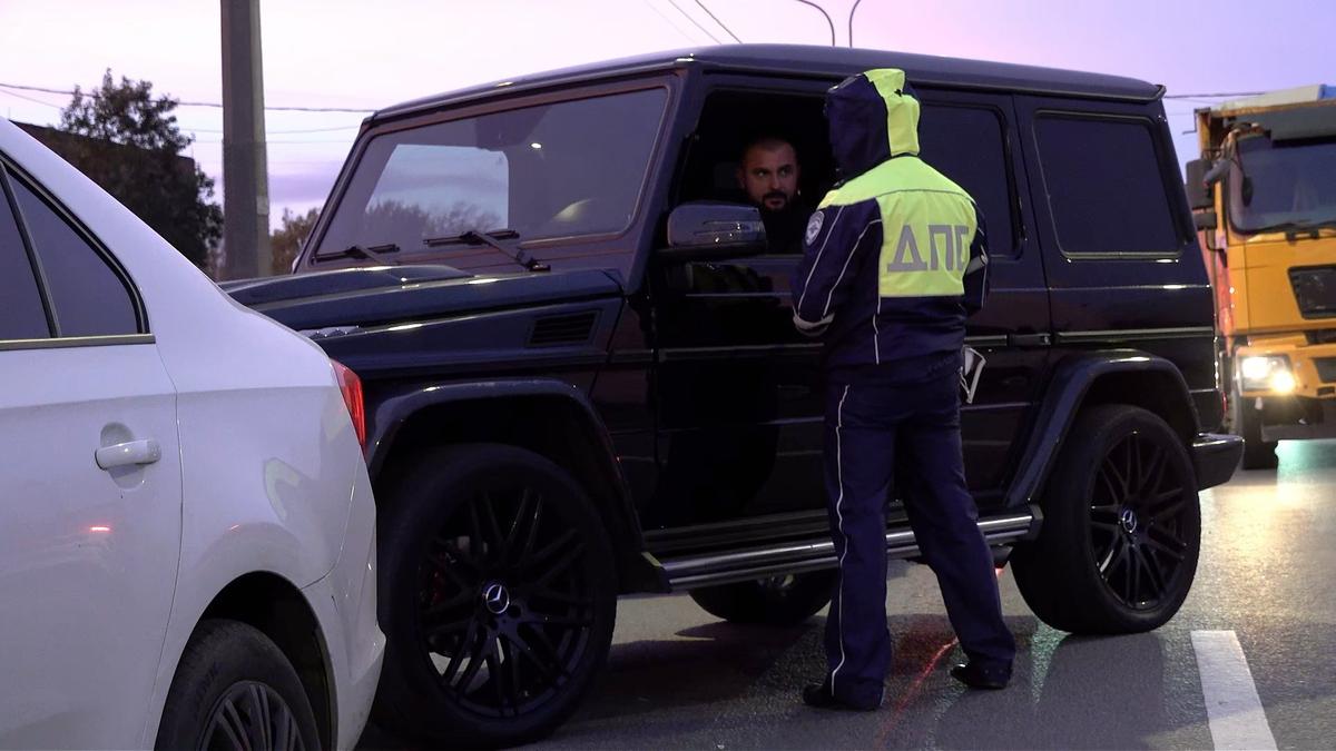 Скриншот видео ГУ МВД по СПб и ЛО