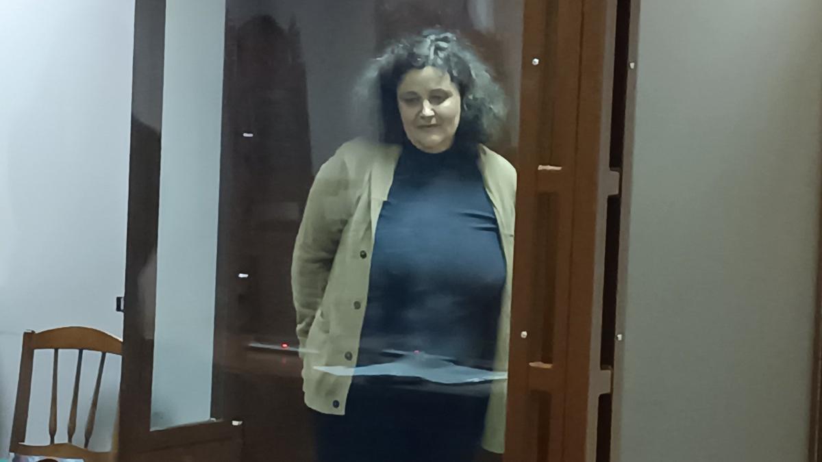 Приговор парикмахеру Анне Александровой по «фейкам об армии» изменили, срок — нет