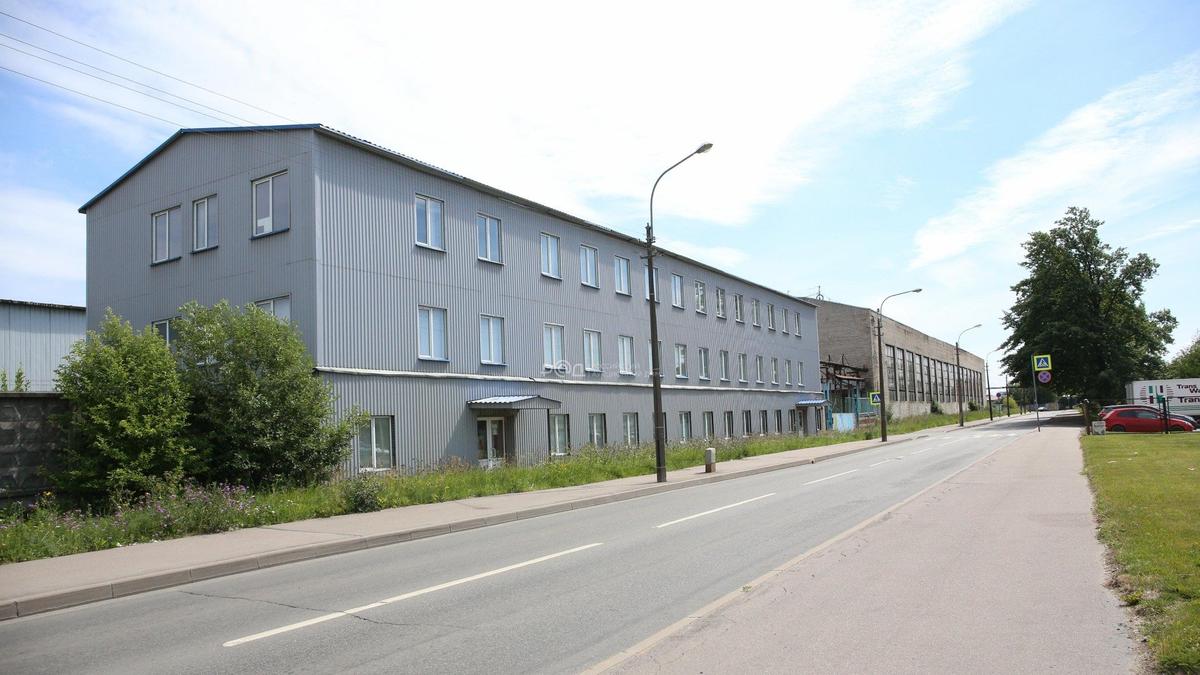 Комплекс бывшего Ленинградского машиностроительного завода выставили на торги за 550 млн рублей