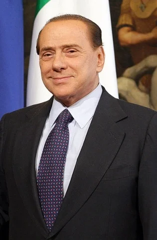 393px-Silvio_Berlusconi_(2010).jpg