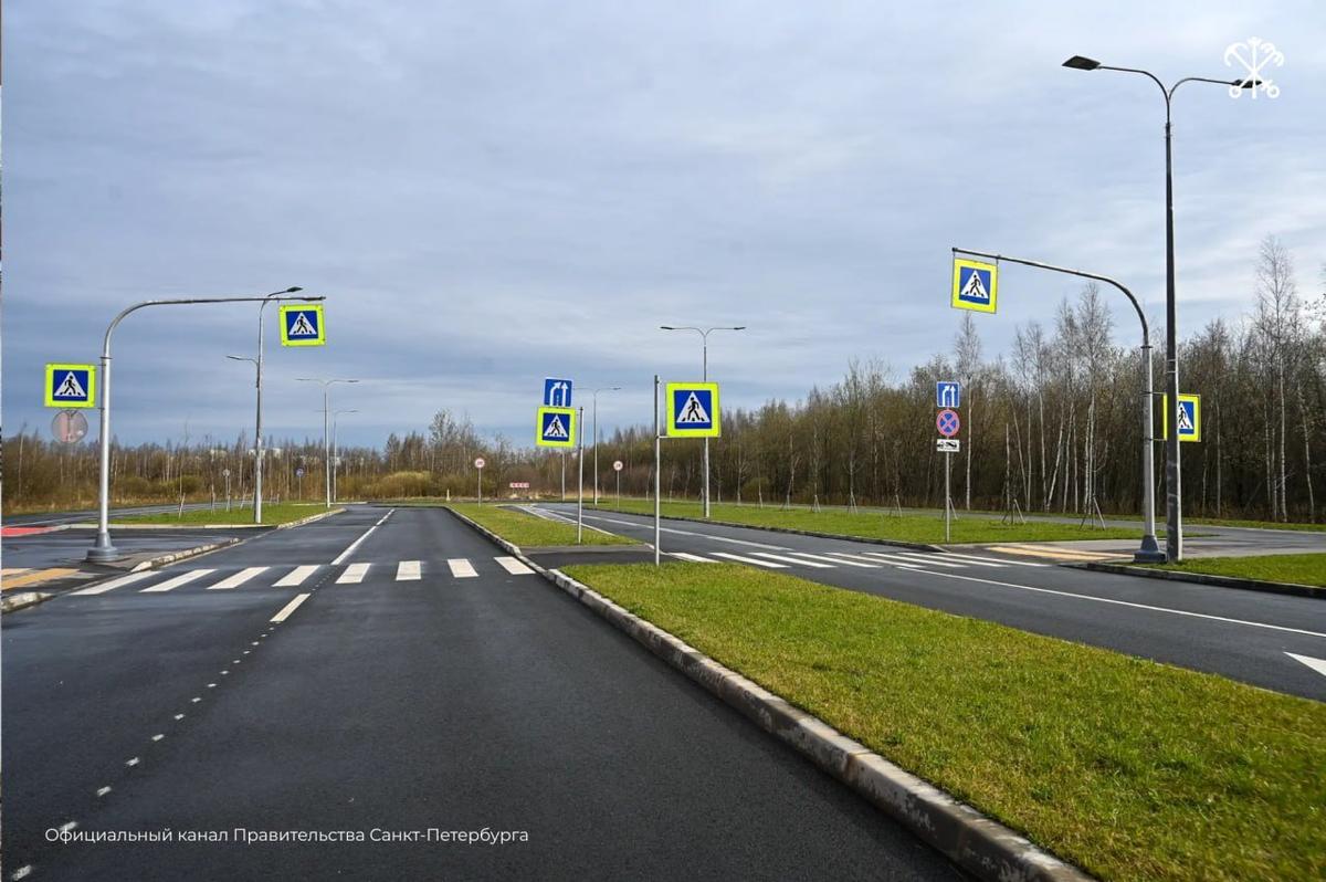 Фото: Смольный