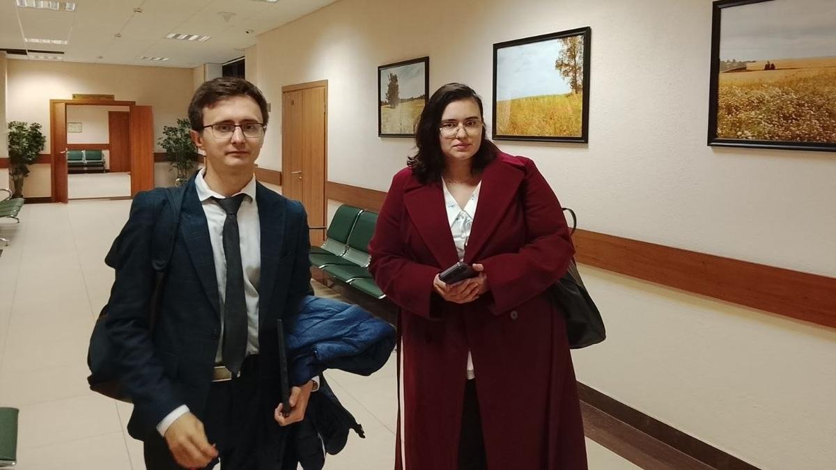 Защитники Рыбакова — Лейла Абдуллаева и Виталий Исаков. Фото: Ирина Рыбченко / МР7