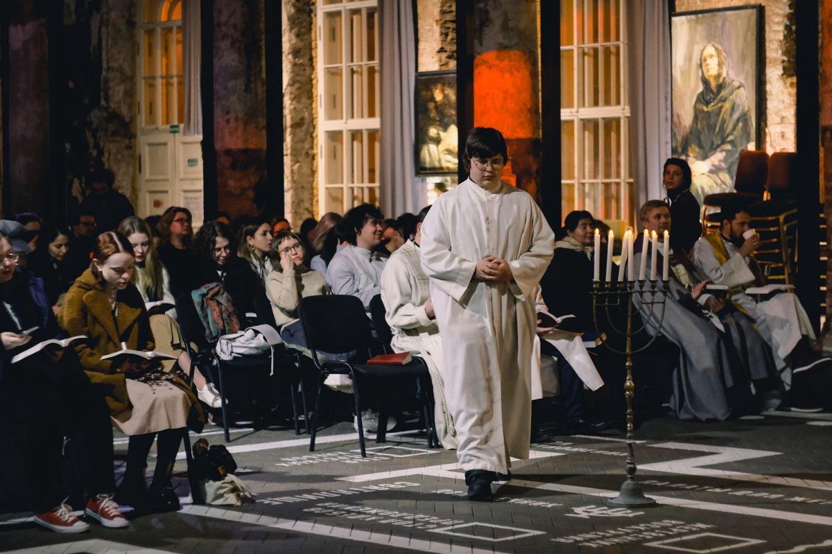 Павел Муравник во время богослужения. Фото:  Анненкирхе