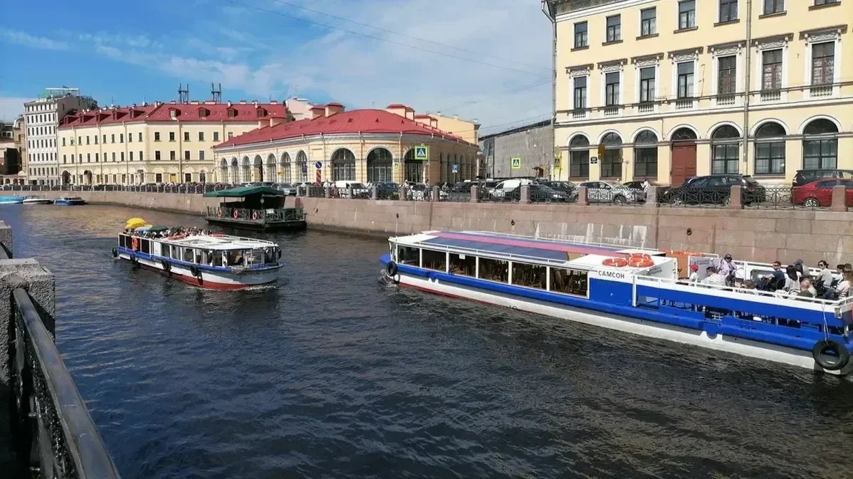 Навигация по рекам и каналам Петербурга начнётся 15 апреля