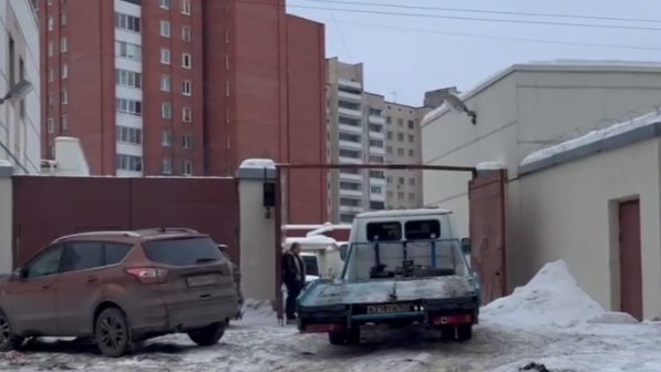 Скриншот видео: Госавтоинспекция по Петербургу и Ленобласти