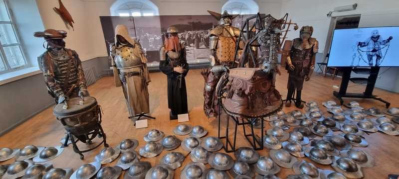 Костюмы из фильма «Трудно быть Богом». Фото: «Ленфильм»