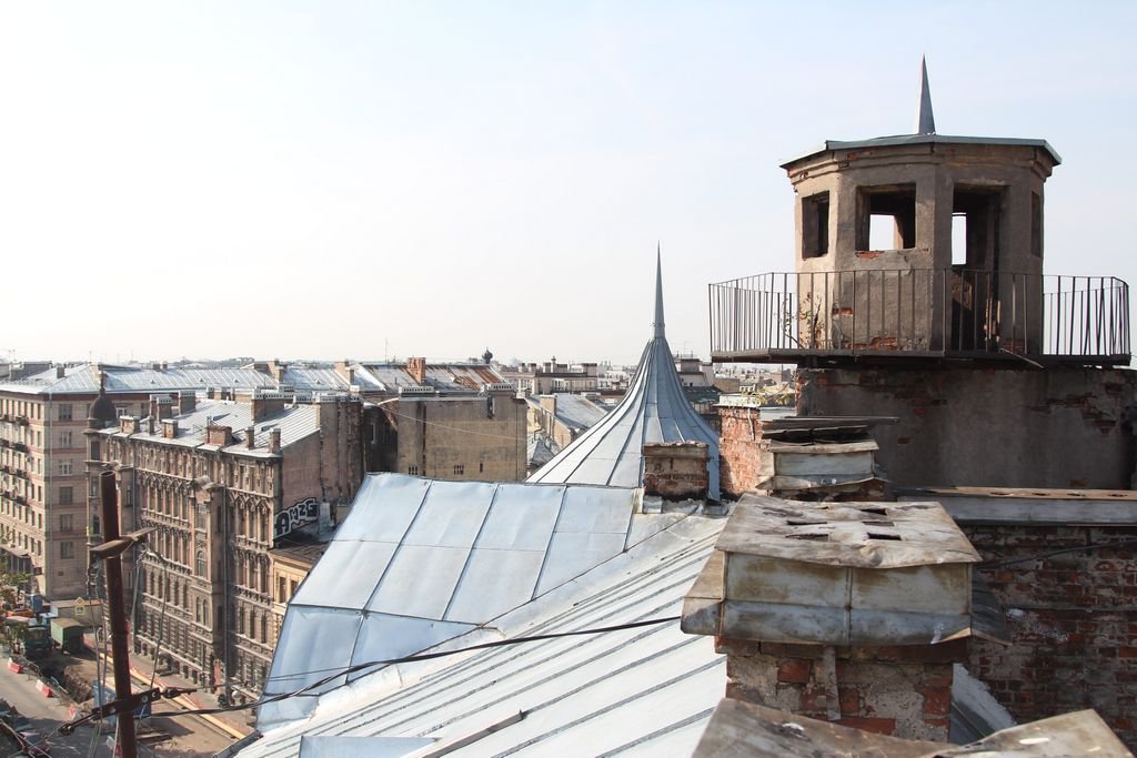 Уже снесённая башня МПВО на Старорусской улице. Фото: предоставлено Константином Никитиным