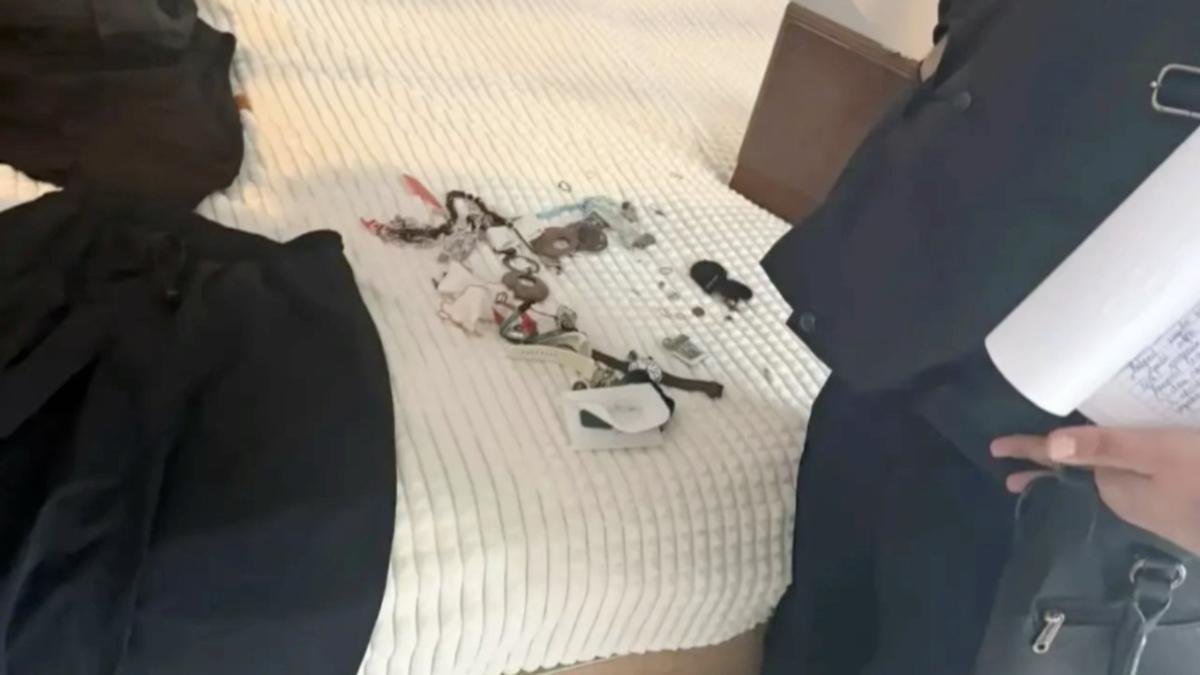 Скриншот видео ГУ МВД по СПб и ЛО