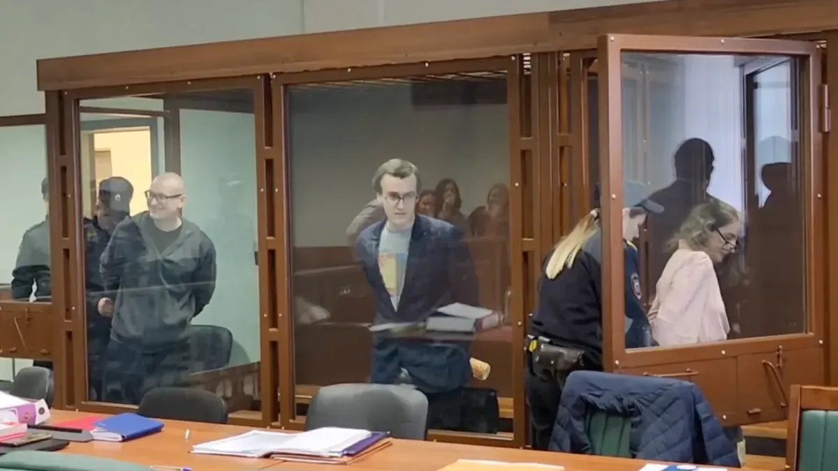 Слушания в суде по «Делу "Весны"**» в 2024 году. Скриншот видео Объединенной пресс-службы судов Санкт-Петербурга