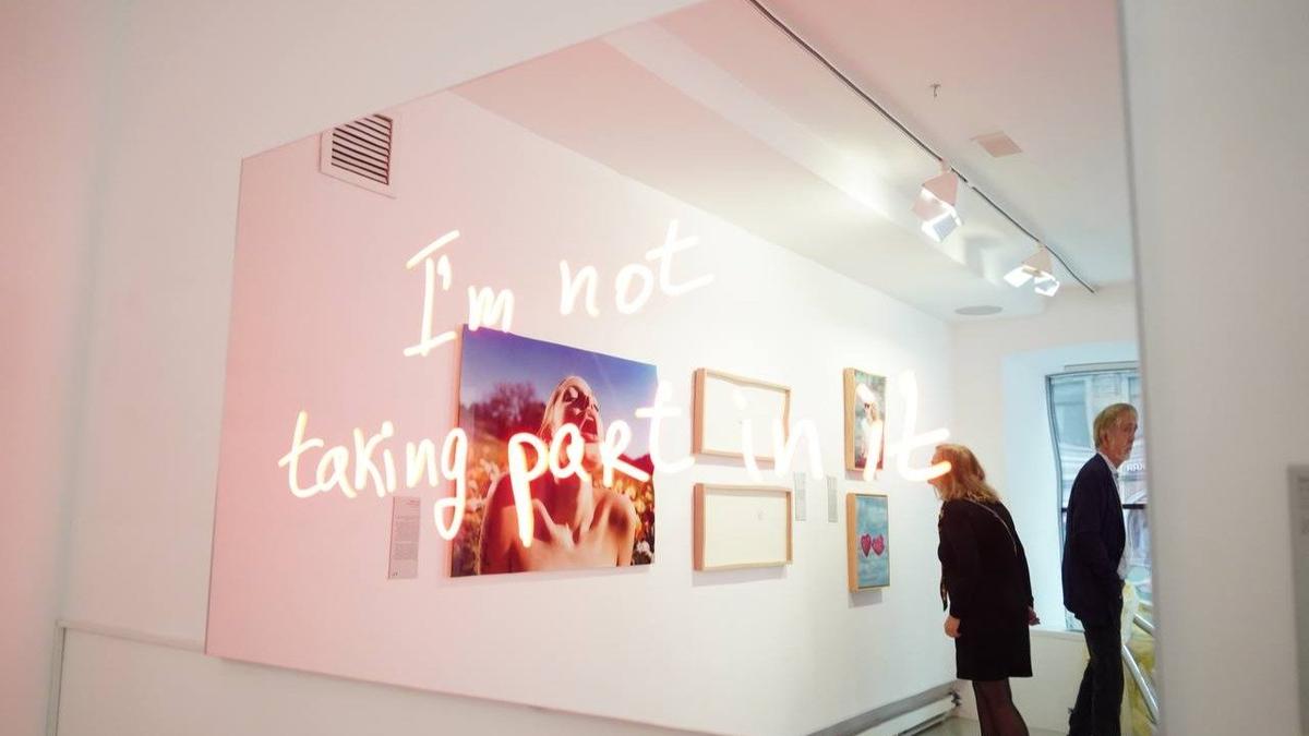 «Собирать искусство — значит собирать себя» — в Anna Nova открылась выставка «Травма и перерождение»