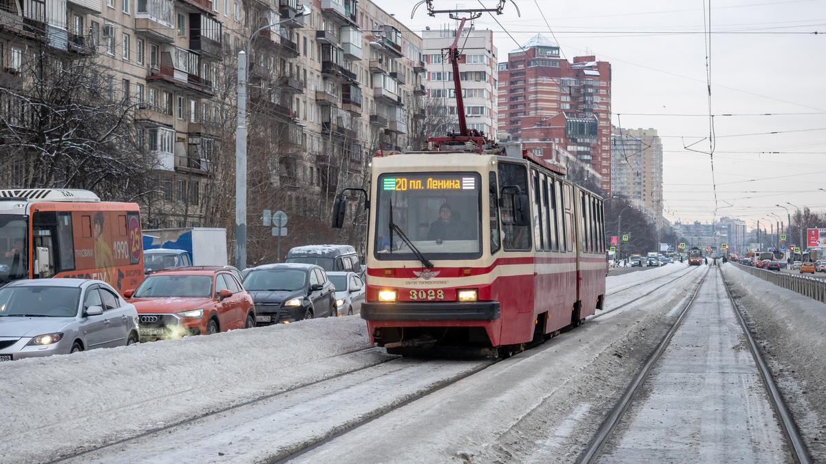 Трамваи пойдут в объезд из-за ремонта на Лесном проспекте
