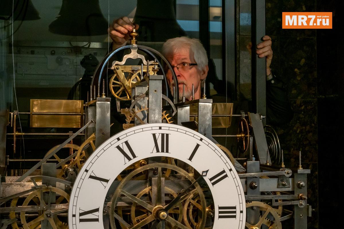 Восстановление старинных часов длилось почти два года. Фото: Олег Золото / MR7