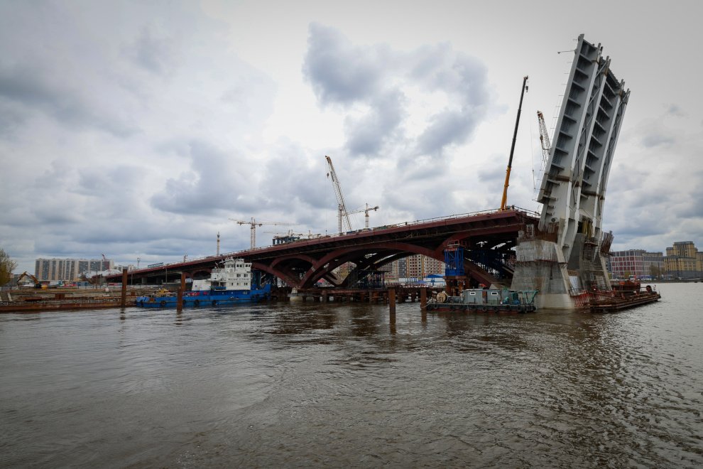 Фото: Смольный