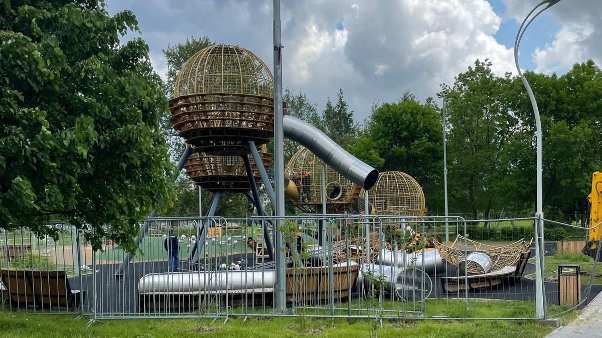 Фото: «Спасем Муринский парк от уничтожения»