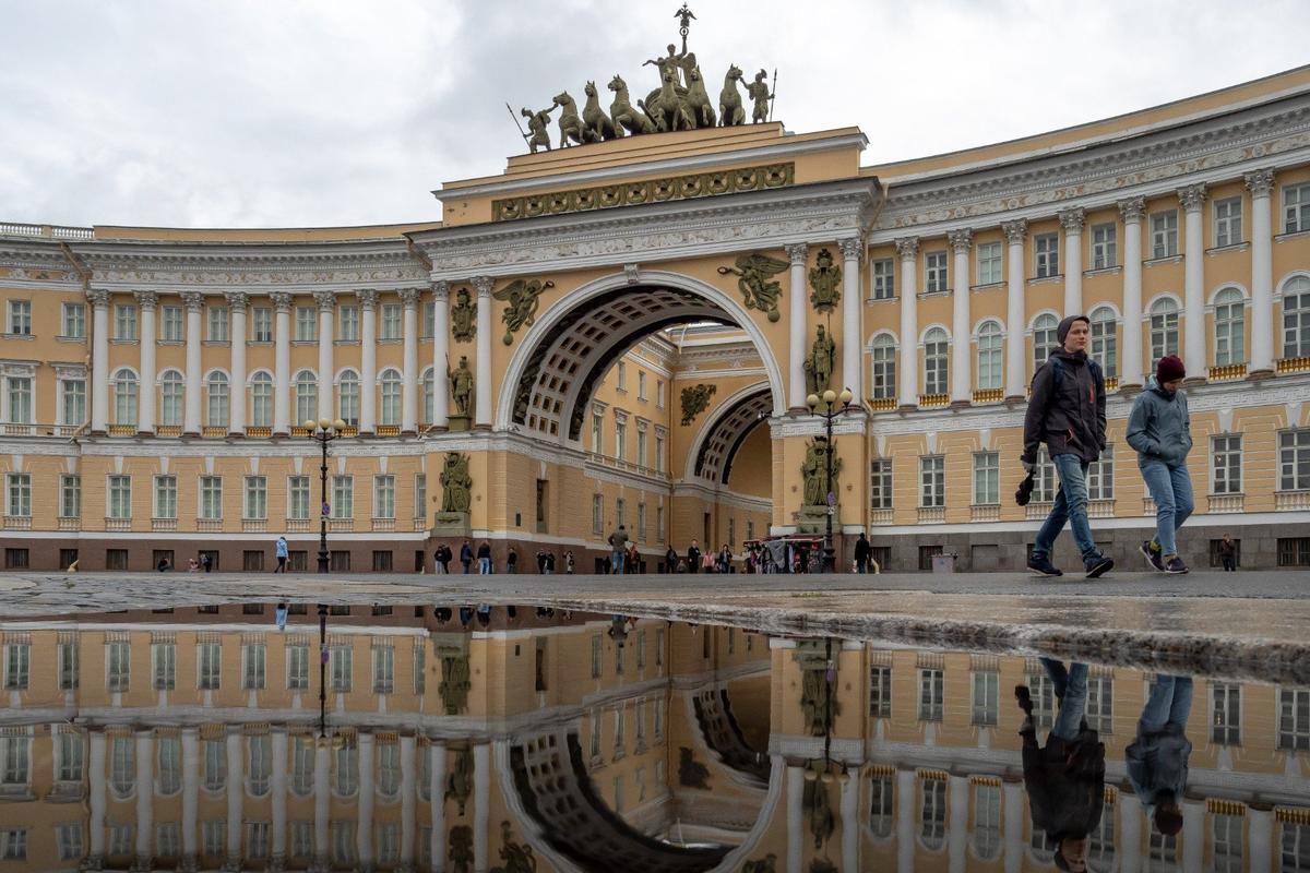 Здание Главного штаба — одно из творений Карла Росси. Фото: Олег Золото / MR7