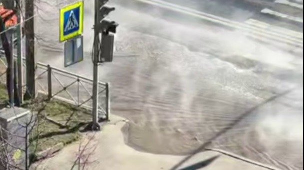 Скриншот видео «Мегаполиса»