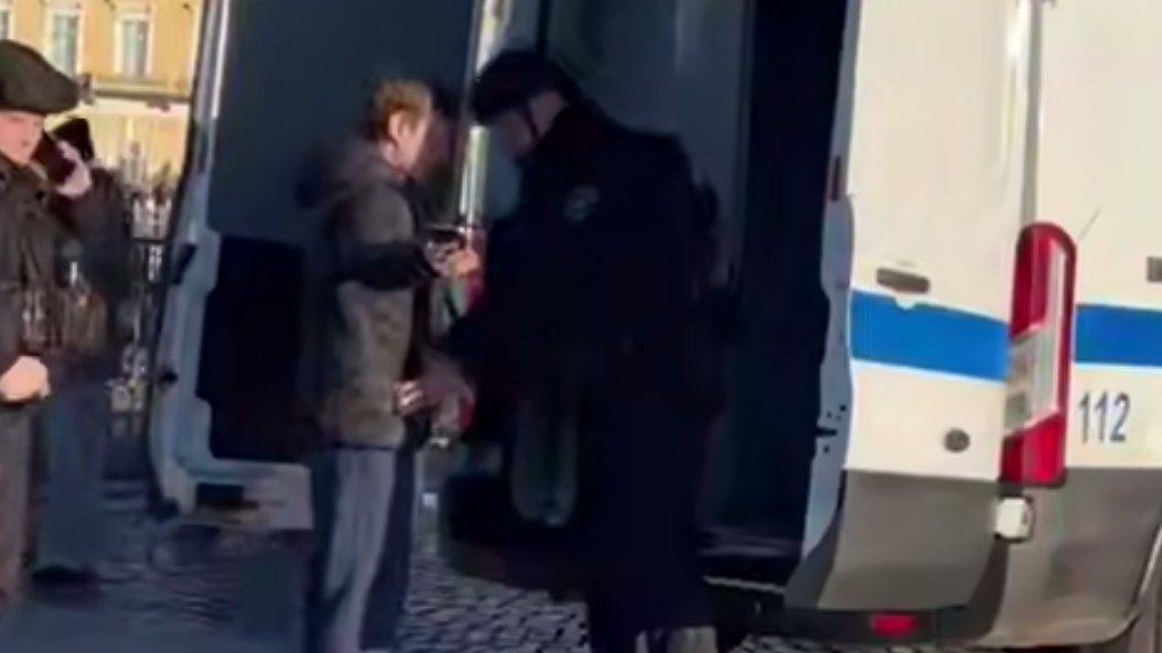 Скриншот видео: RusNews