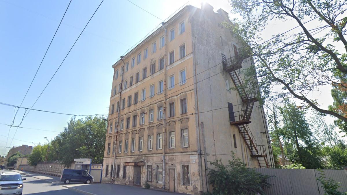 Дореволюционное здание на Минеральной улице выставили на торги