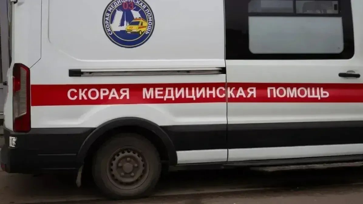 Подростка изрезали ножом на проспекте Науки