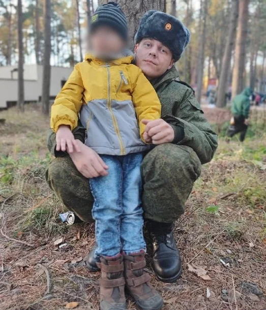 Юрий с сынок незадолго до отъезда из Петерббурга. ребенок-1.png