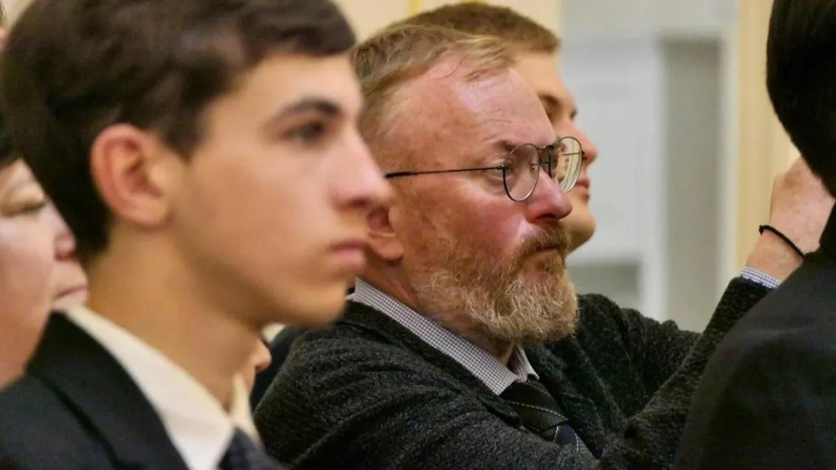 Депутат Милонов попросил Минпромторг пресечь работу сервисов по доставке алкоголя