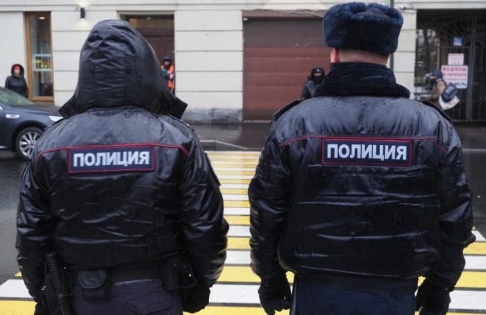 Петербургские полицейские в стихах поддержали российских военных на Украине