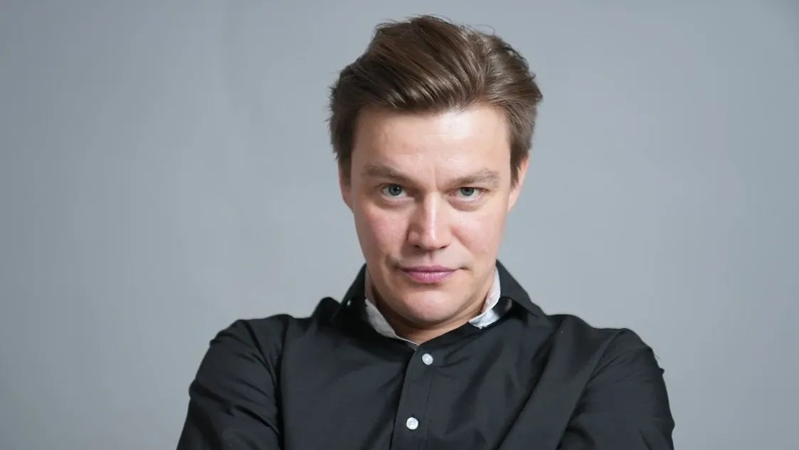 В Петербурге машина сбила актёра «Улиц разбитых фонарей» Александра Майорова