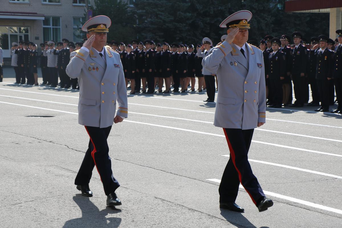 Александр Травников (слева). Фото: пресс-служба Смольного