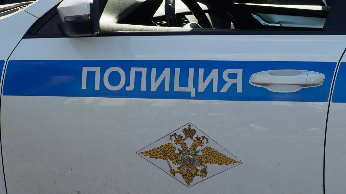 В коммунальной квартире на набережной Фонтанки мужчина до смерти избил трубой бездомного