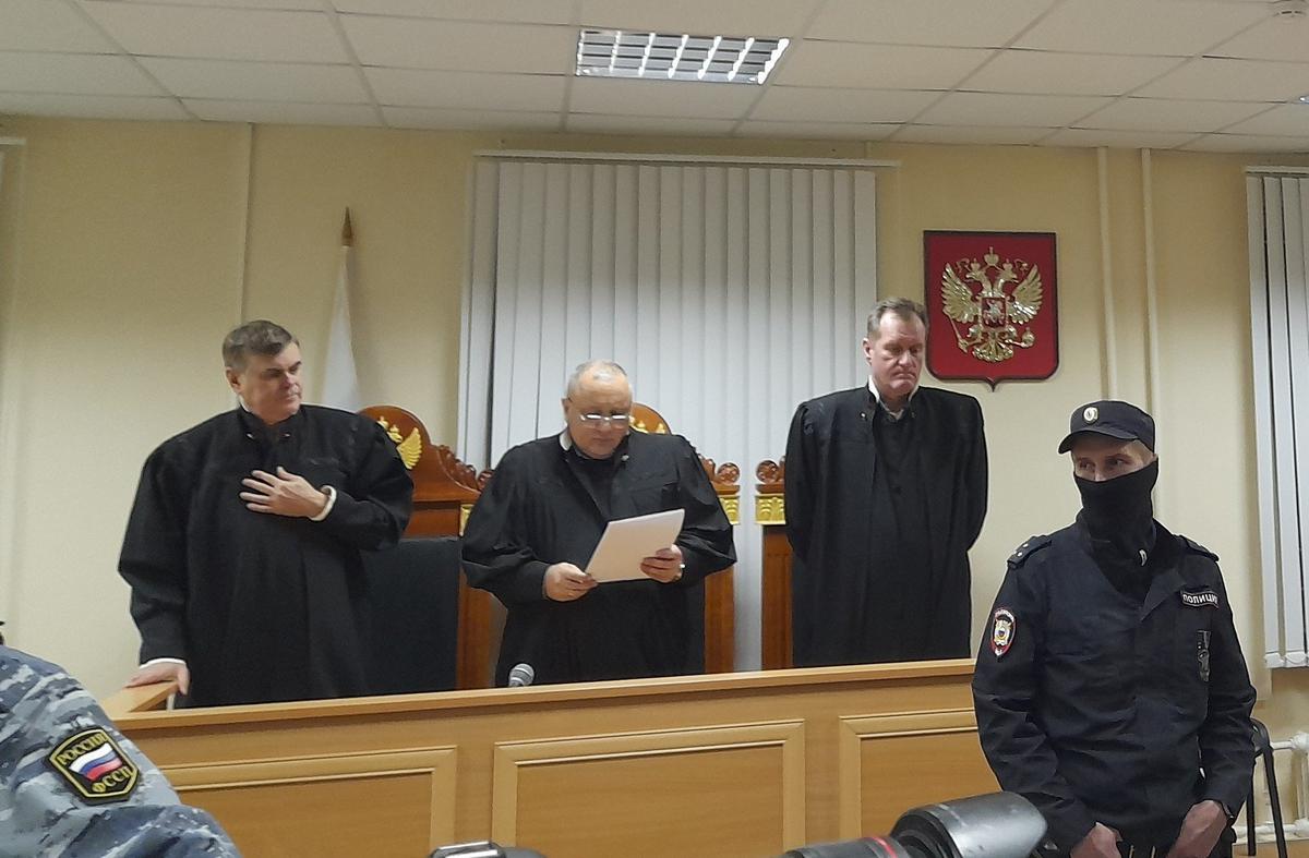 Коллегия судей оглашает приговор. Фото: Анна Мотовилова / MR7