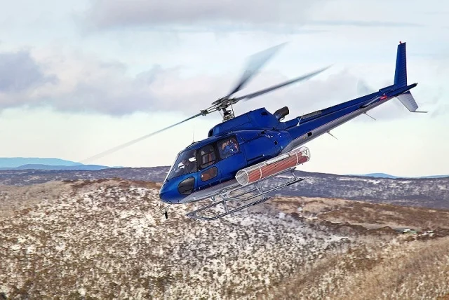 800px-Eurocopter_AS350B.jpg