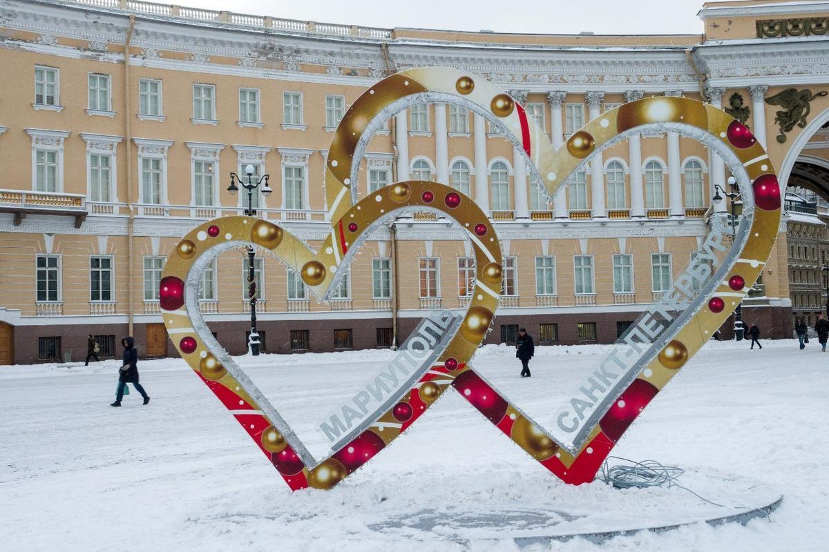 Инсталляция «Два сердца». Фото: Олег Золото / MR7