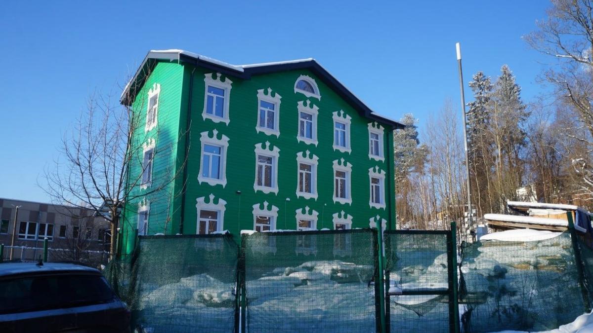 Суд потребовал восстановить снесенную дачу Небе в Зеленогорске, но собственник участка не торопится