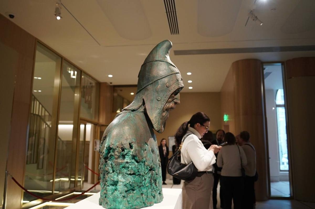 Алексей Варлашин. Смотрящий сквозь века (скиф).