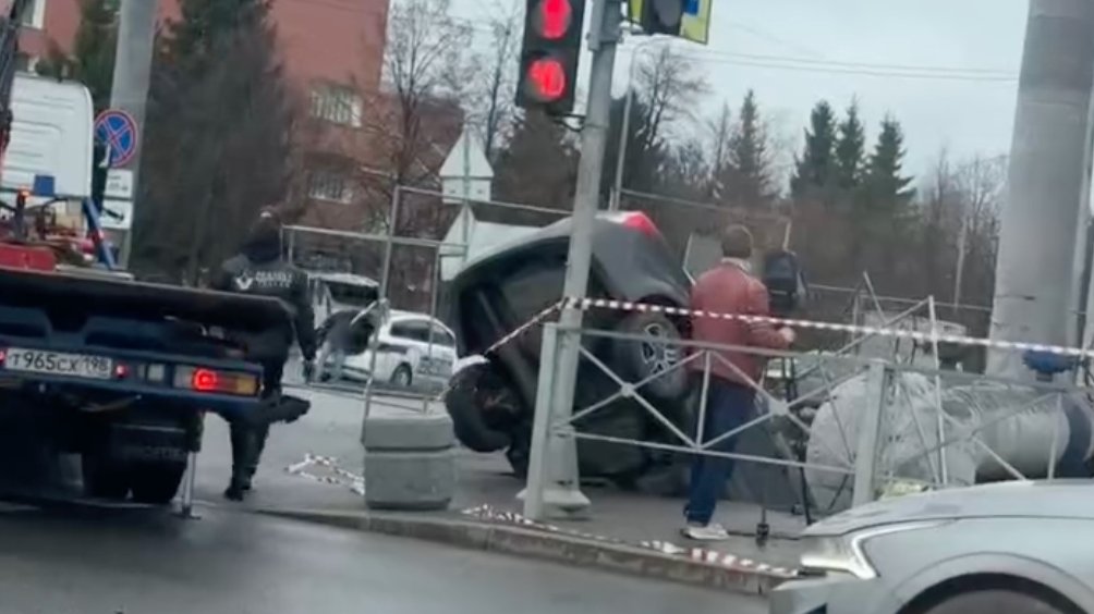 Скриншот видео «Мегаполис»