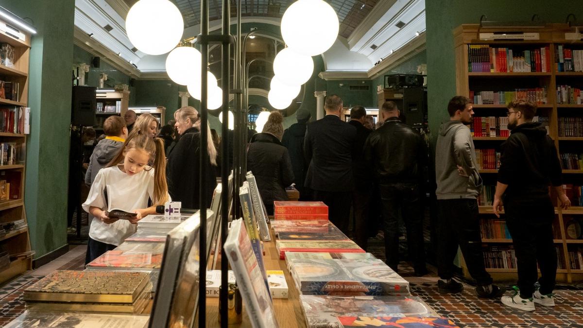 Что читать в конце лета: 15 книжных новинок