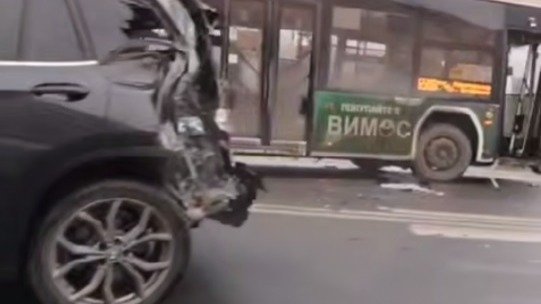 Скриншот видео: «Мегаполис»