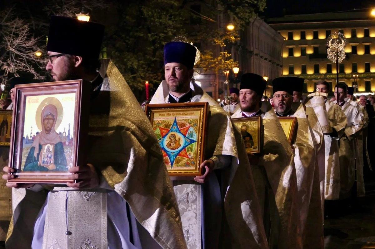Пасхальный крестный ход. Фото: Павел Даиси / МР7